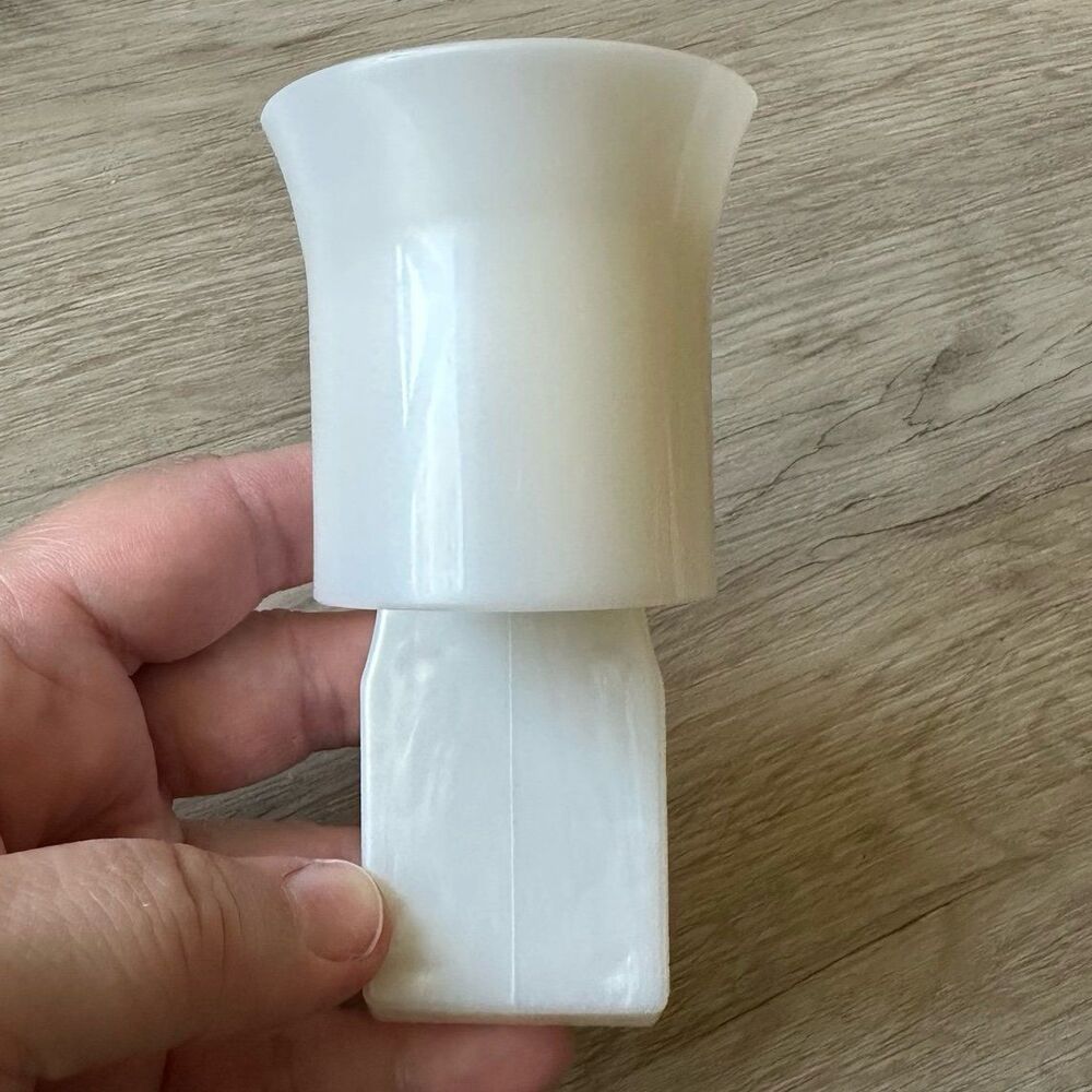 Bath & Body Works Classic White Wallflower Fragrance Diffuser Nightlight